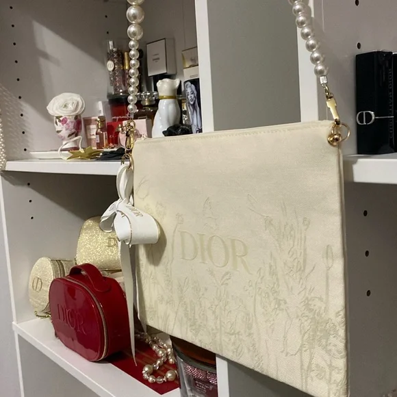 Dior Beauty Pouch - Picture 6 of 12